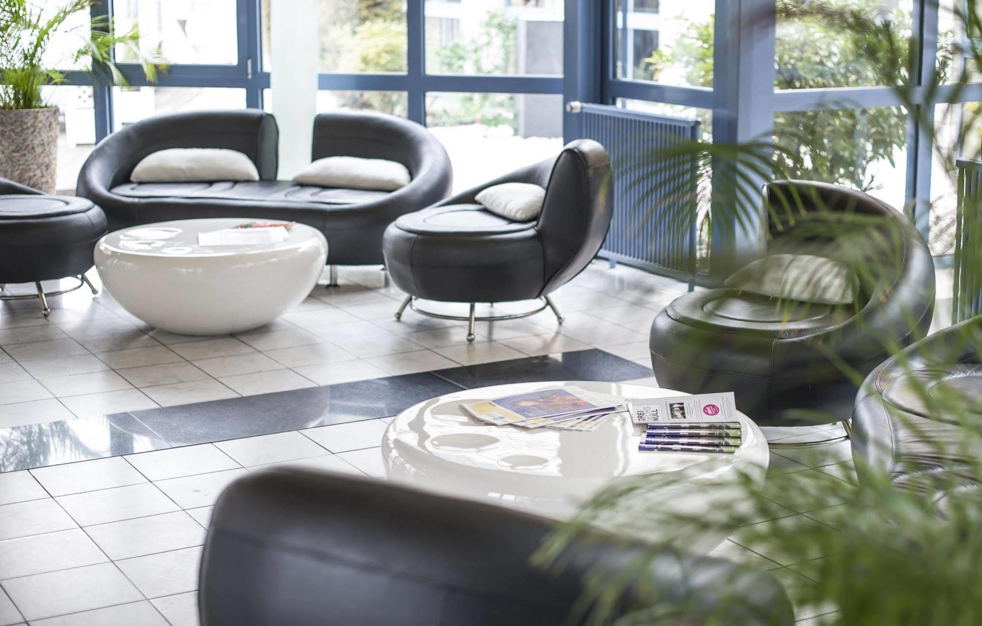 Stargaze Forum Hotel Duesseldorf-Hilden Dış mekan fotoğraf