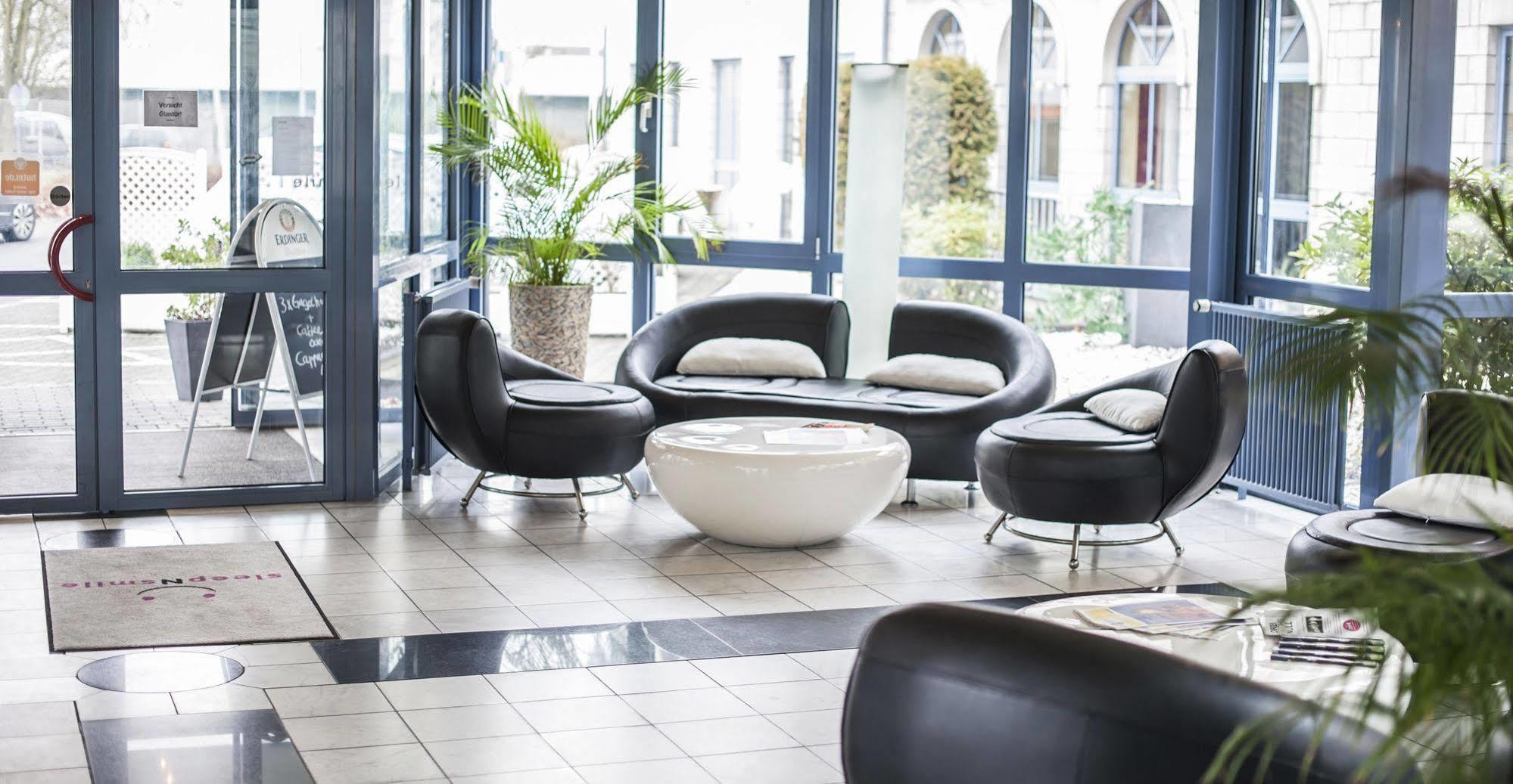 Stargaze Forum Hotel Duesseldorf-Hilden Dış mekan fotoğraf